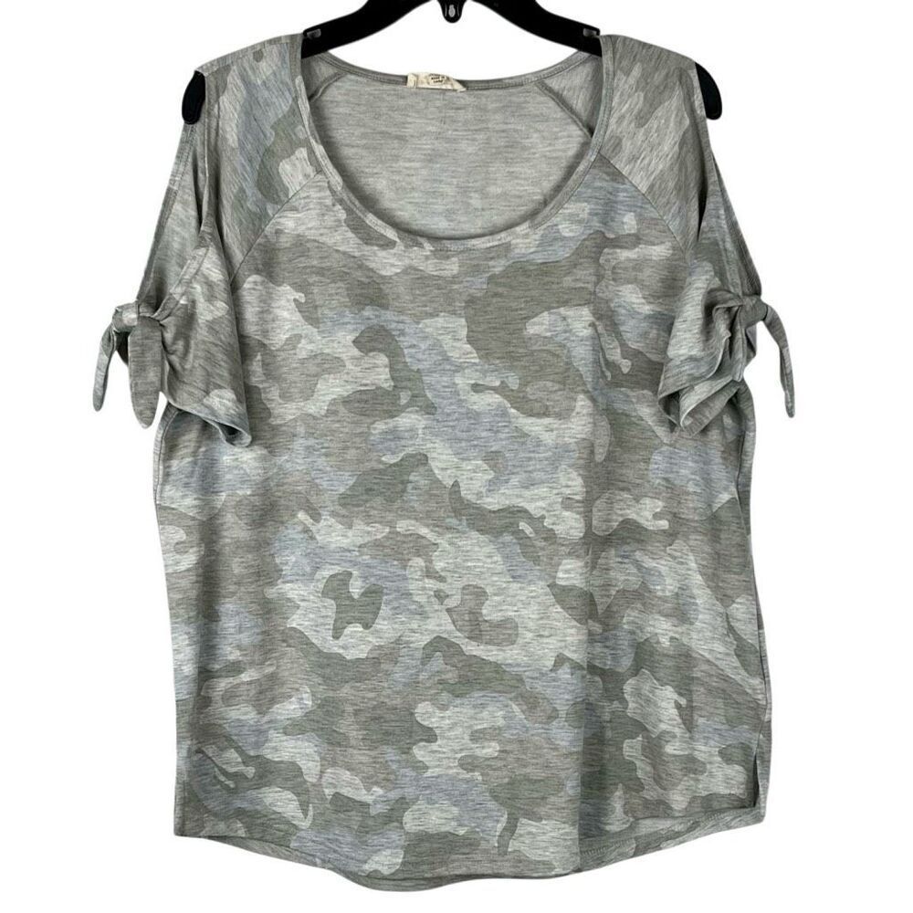 Jane & Delancey Camouflage Cold-Shoulder Cutouts Bow-Tie Short Sleeves. Knit Top